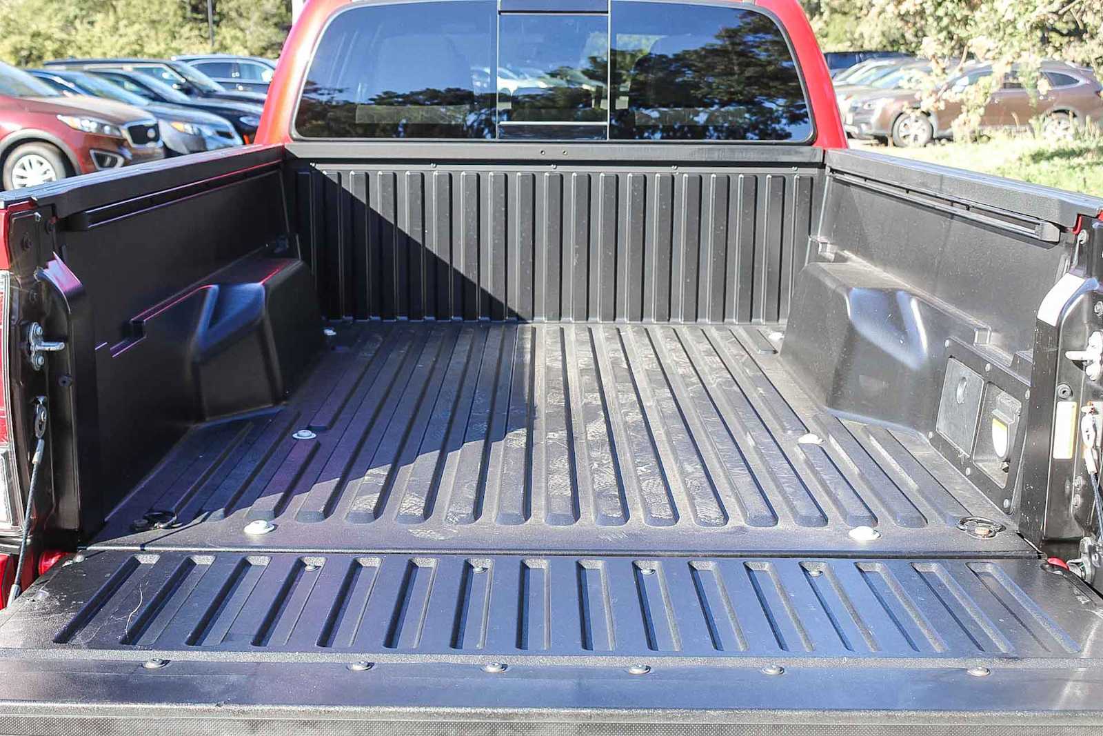 Thumbnail: 2022 Toyota Tacoma - 23