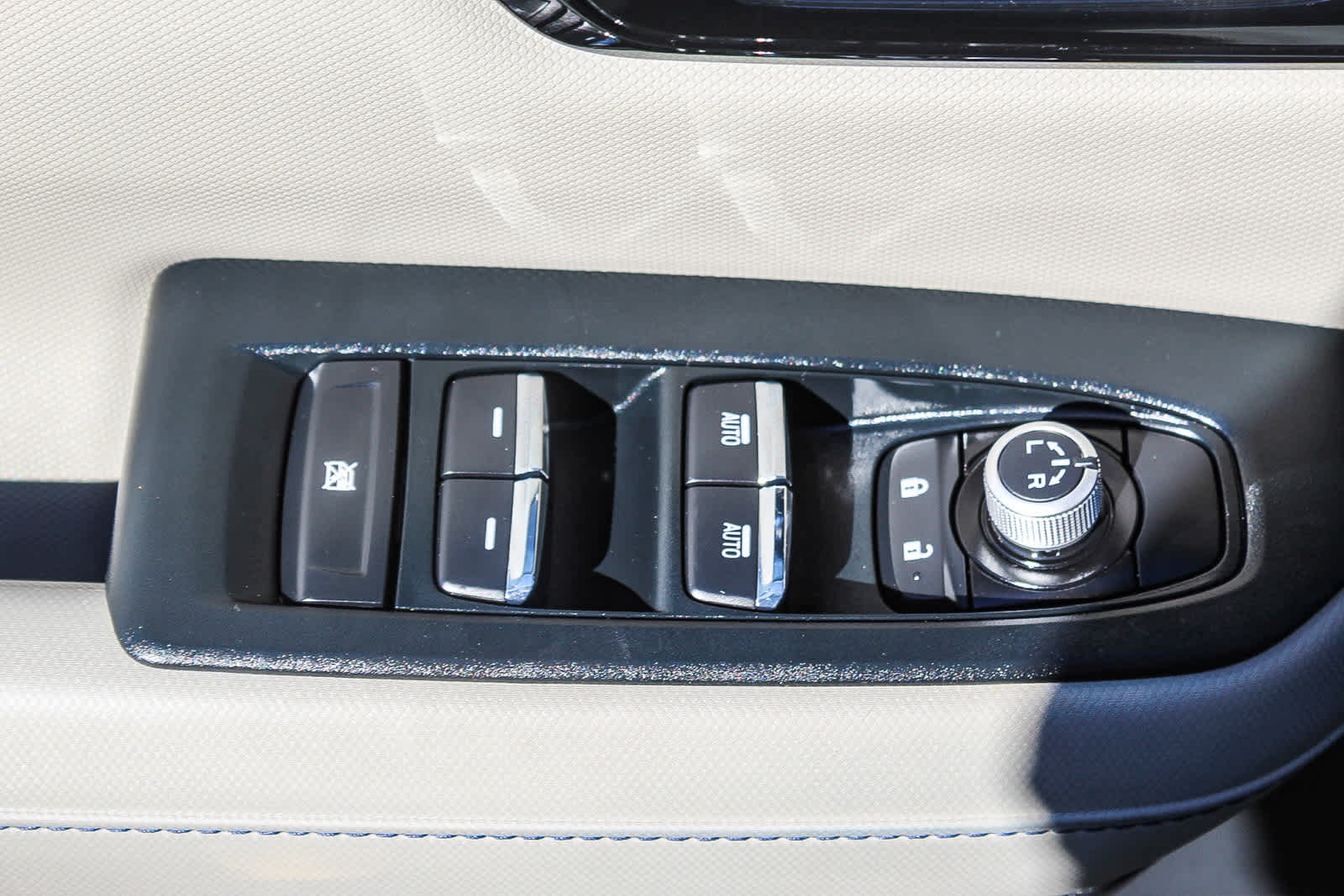 Thumbnail: 2025 Subaru Forester - 20