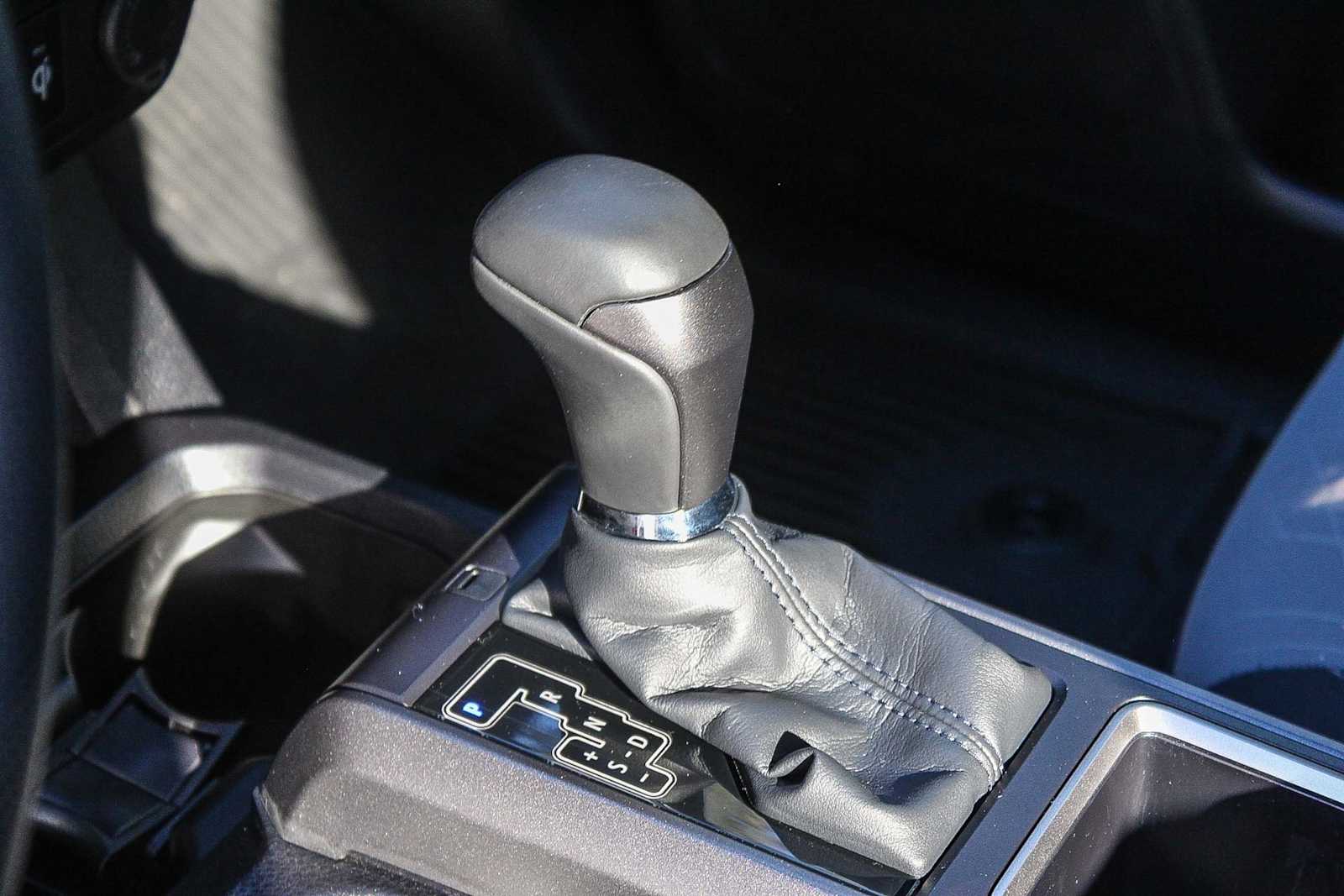 Thumbnail: 2022 Toyota Tacoma - 16