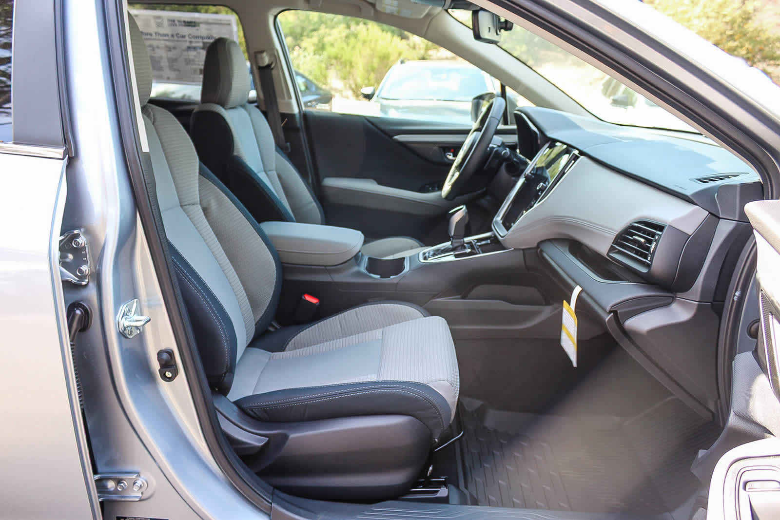 Thumbnail: 2025 Subaru Outback - 16