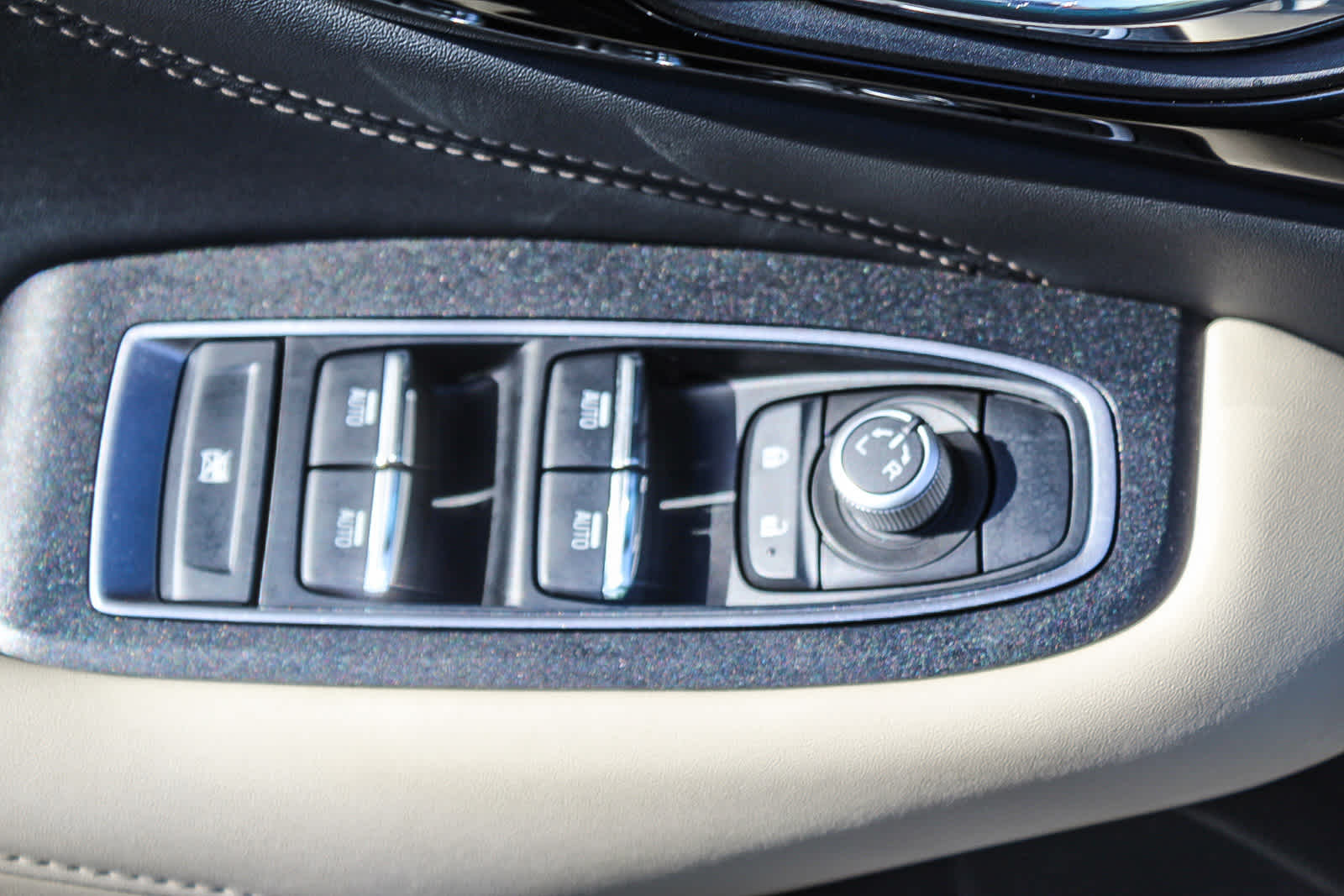 Thumbnail: 2024 Subaru Outback - 17