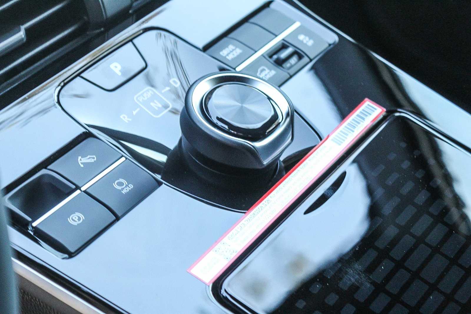 Thumbnail: 2025 Subaru Solterra - 19