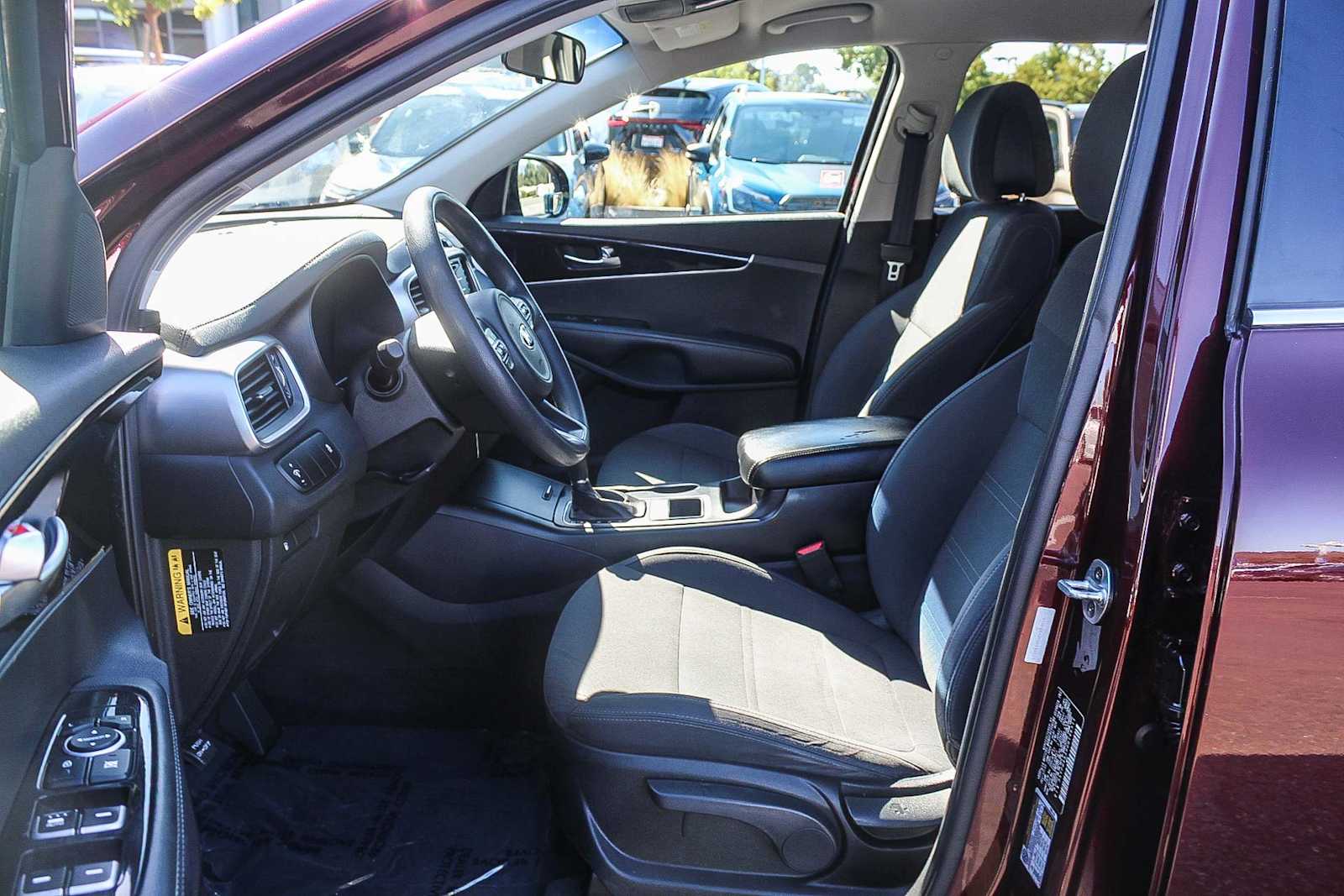Thumbnail: 2016 Kia Sorento - 17