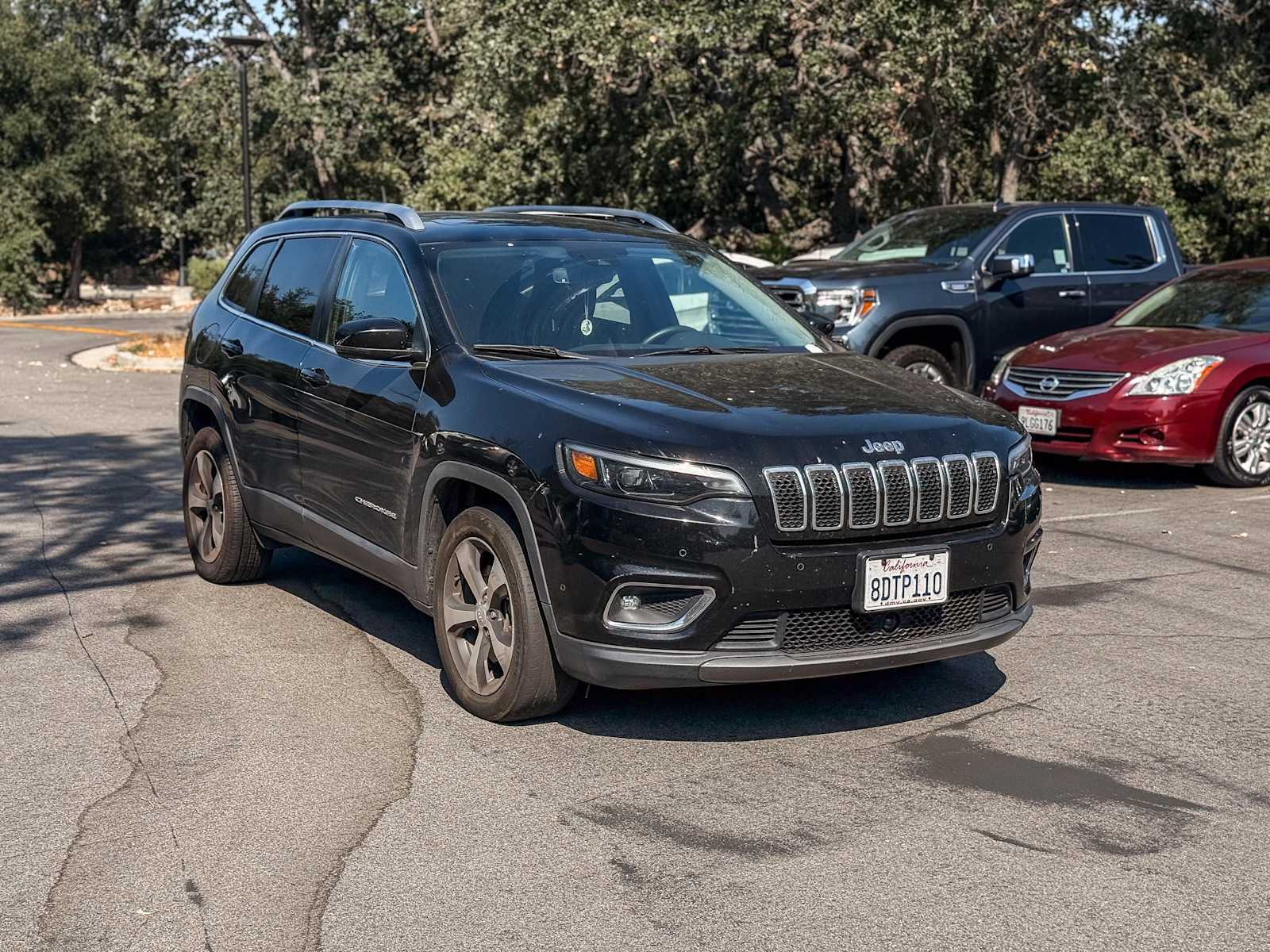 Thumbnail: 2019 Jeep Cherokee - 3