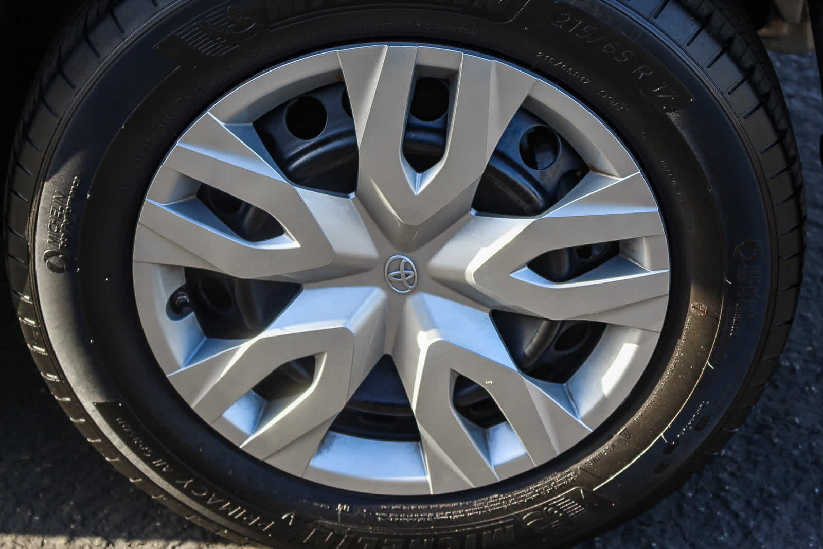 Thumbnail: 2023 Toyota Corolla Cross - 11