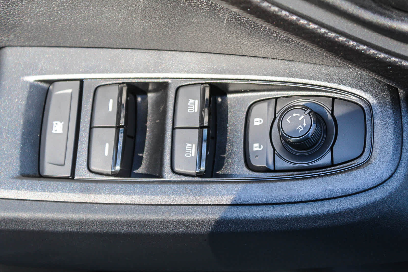 Thumbnail: 2025 Subaru Crosstrek - 20