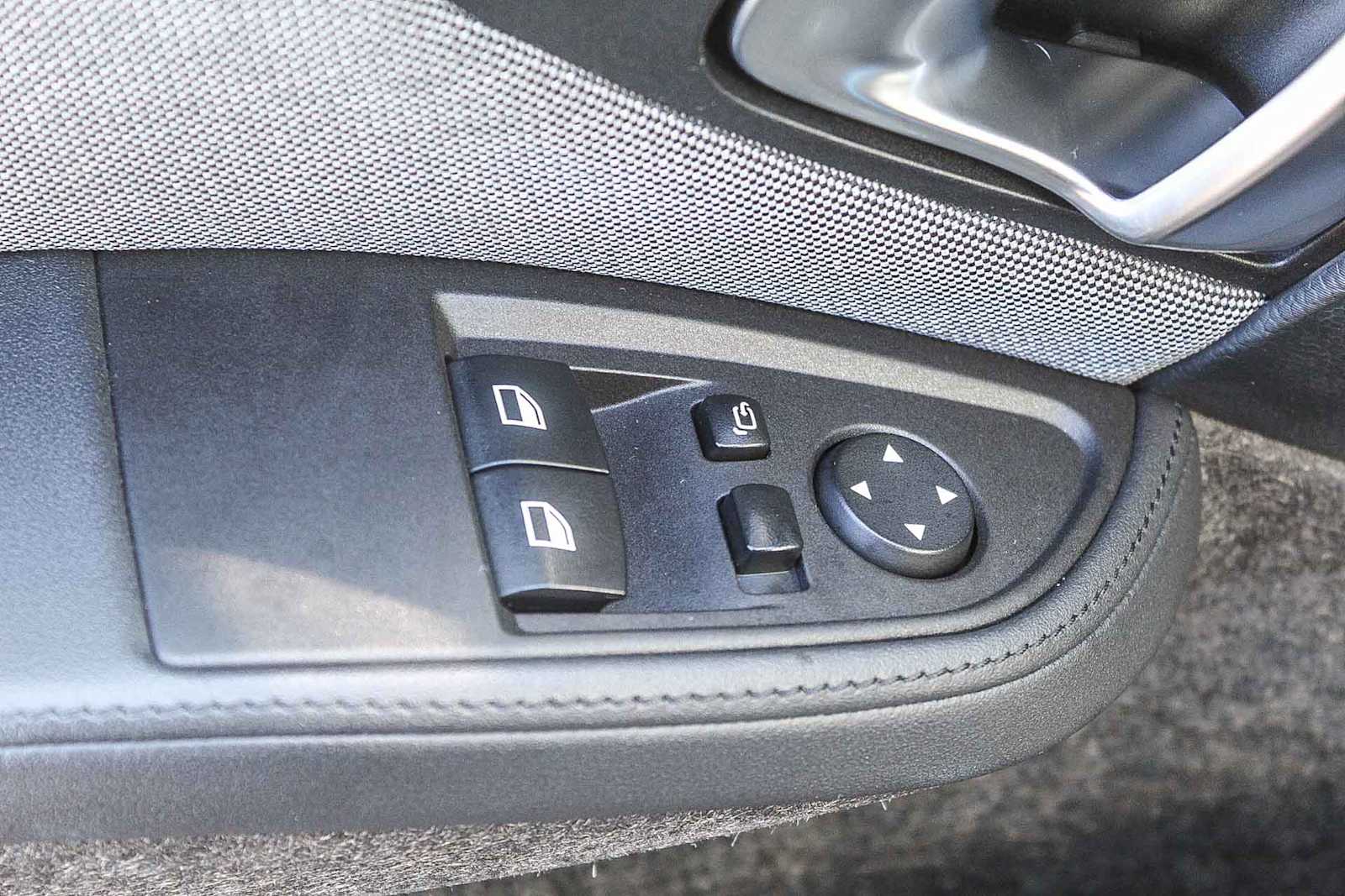 Thumbnail: 2017 BMW i3 - 20