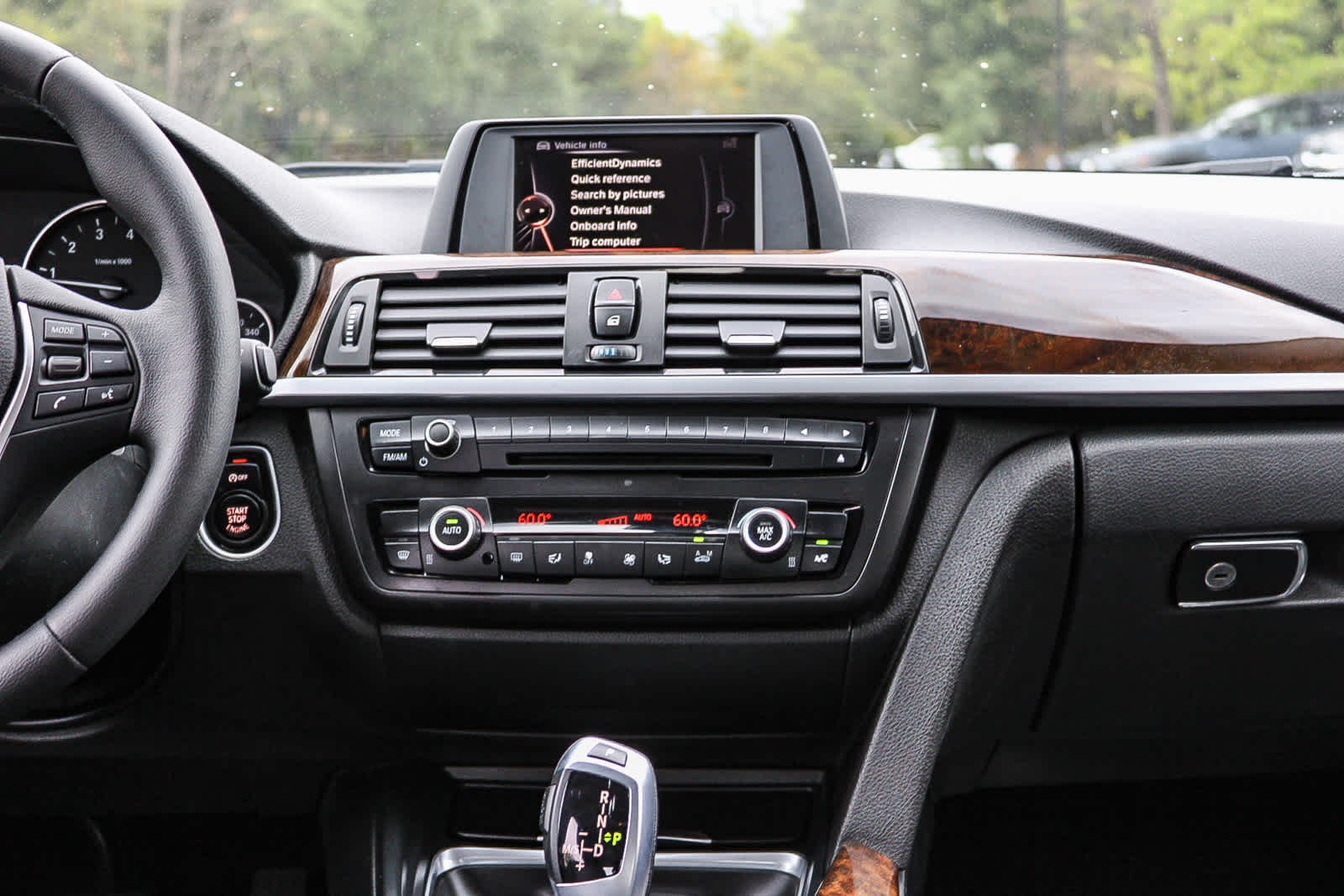 Thumbnail: 2015 BMW 3 Series - 13