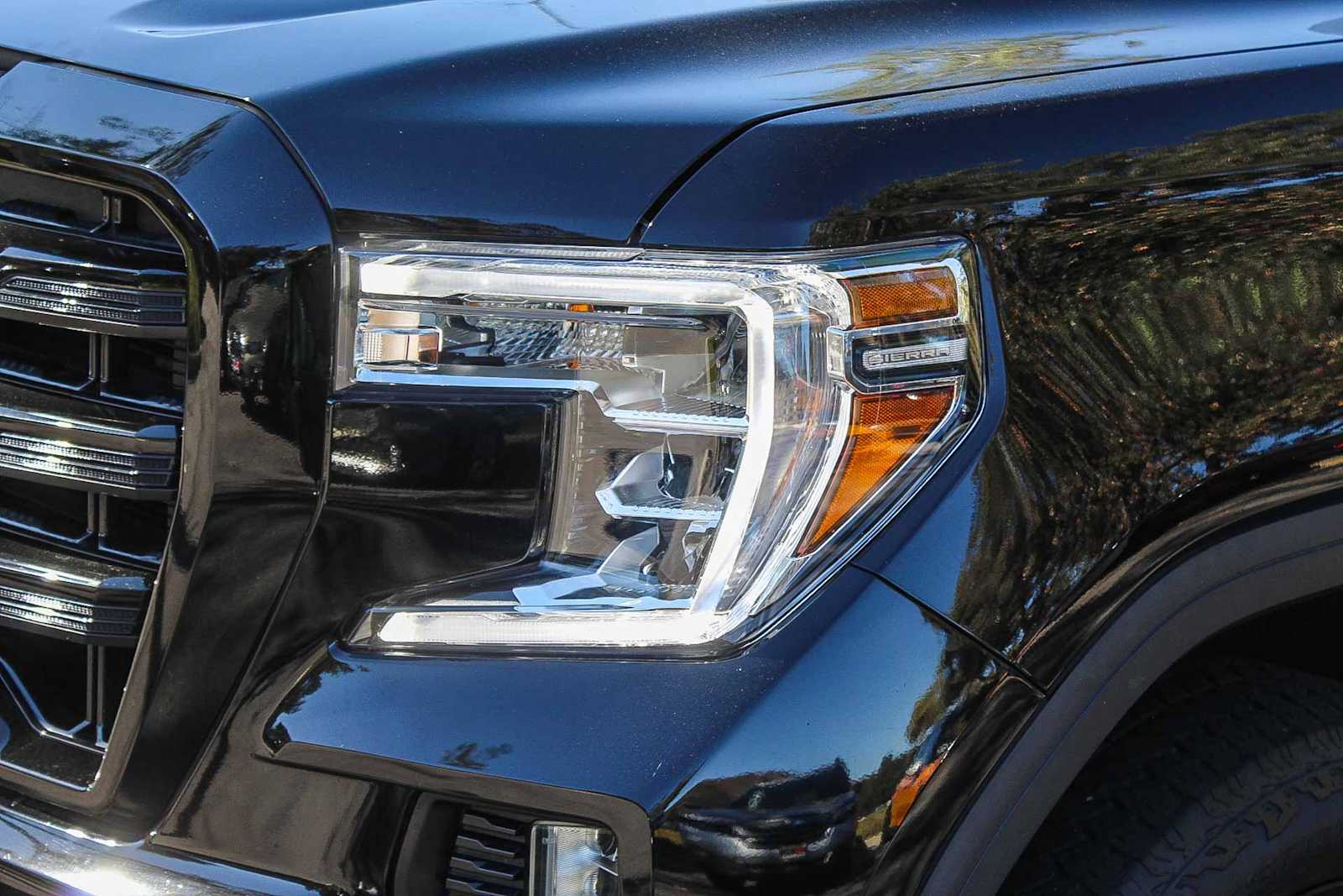 Thumbnail: 2022 GMC Sierra 1500 - 8