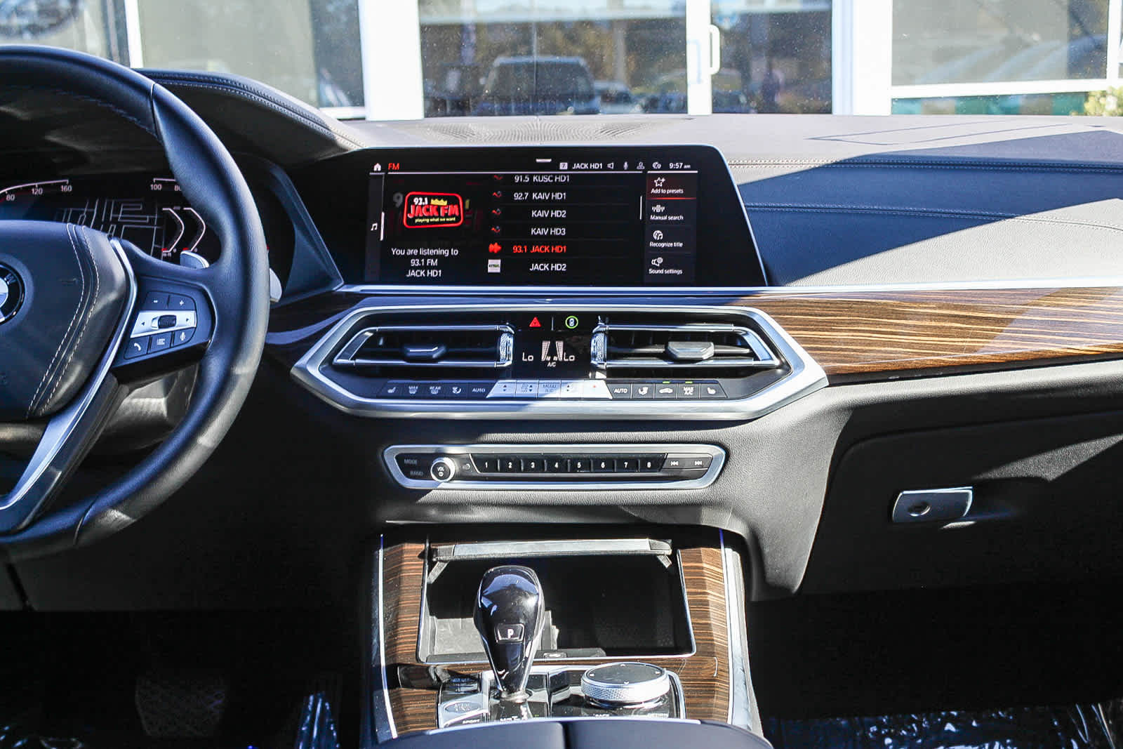 Thumbnail: 2023 BMW X5 - 13