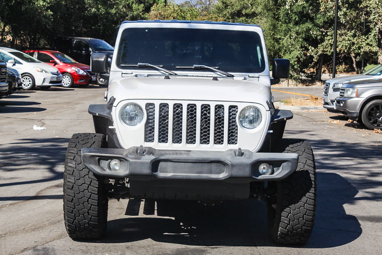 Thumbnail: 2020 Jeep Gladiator - 2