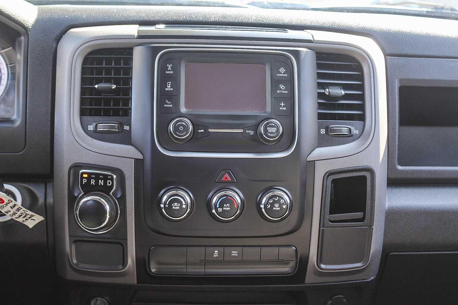 Thumbnail: 2022 RAM 1500 Classic - 13