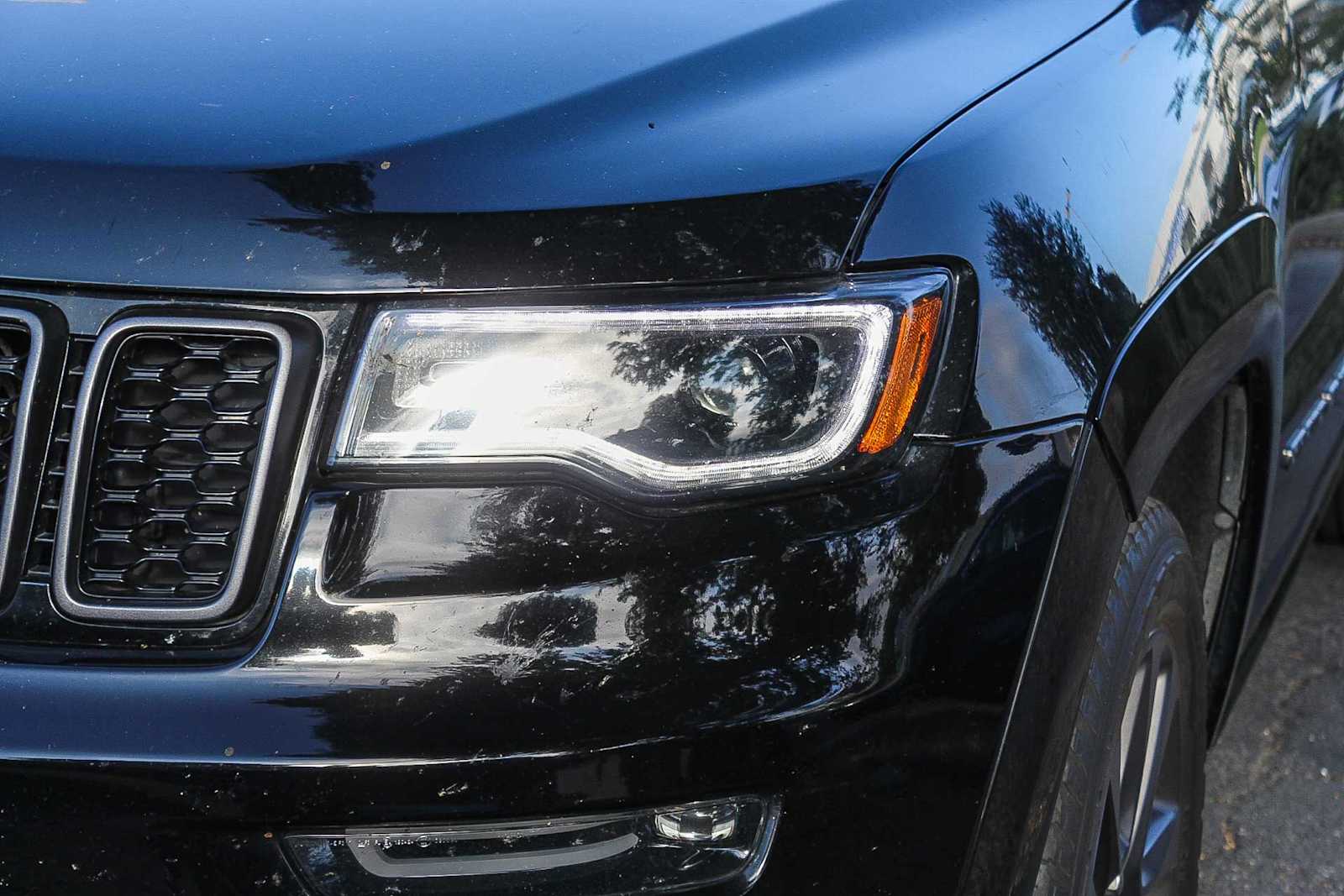 Thumbnail: 2019 Jeep Grand Cherokee - 8