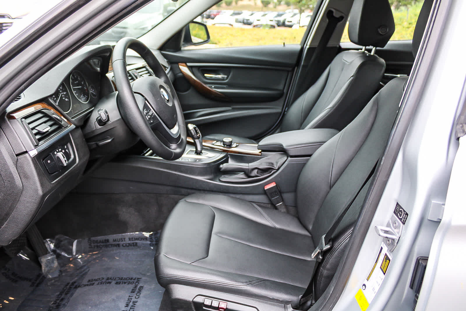 Thumbnail: 2015 BMW 3 Series - 17