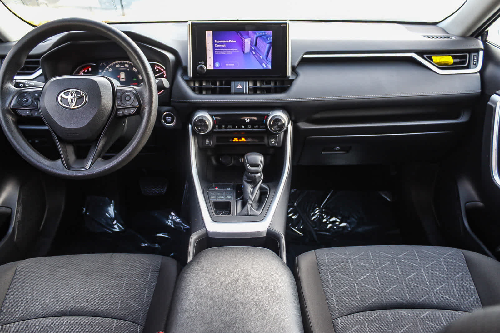 Thumbnail: 2023 Toyota RAV4 - 12