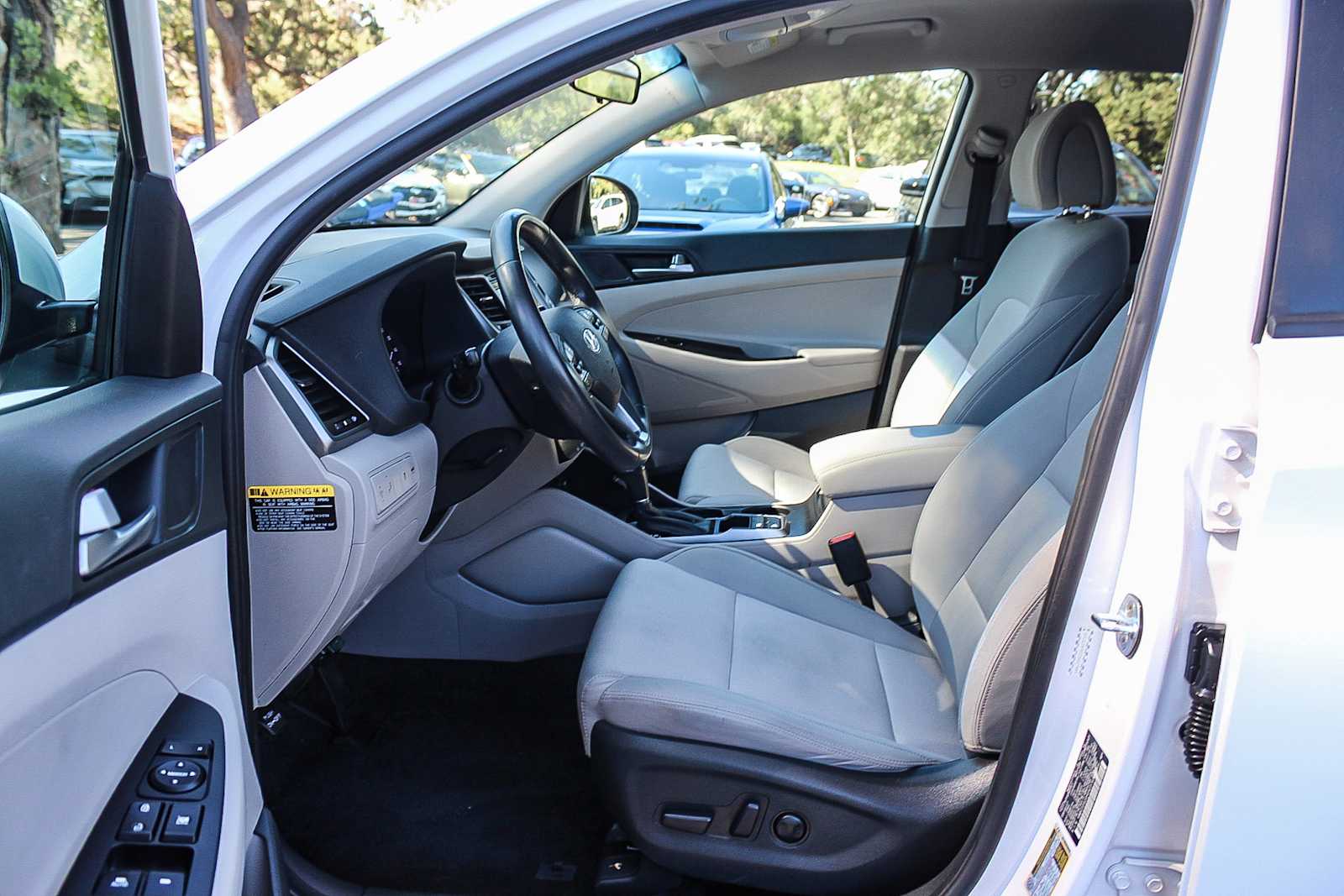 Thumbnail: 2017 Hyundai Tucson - 17