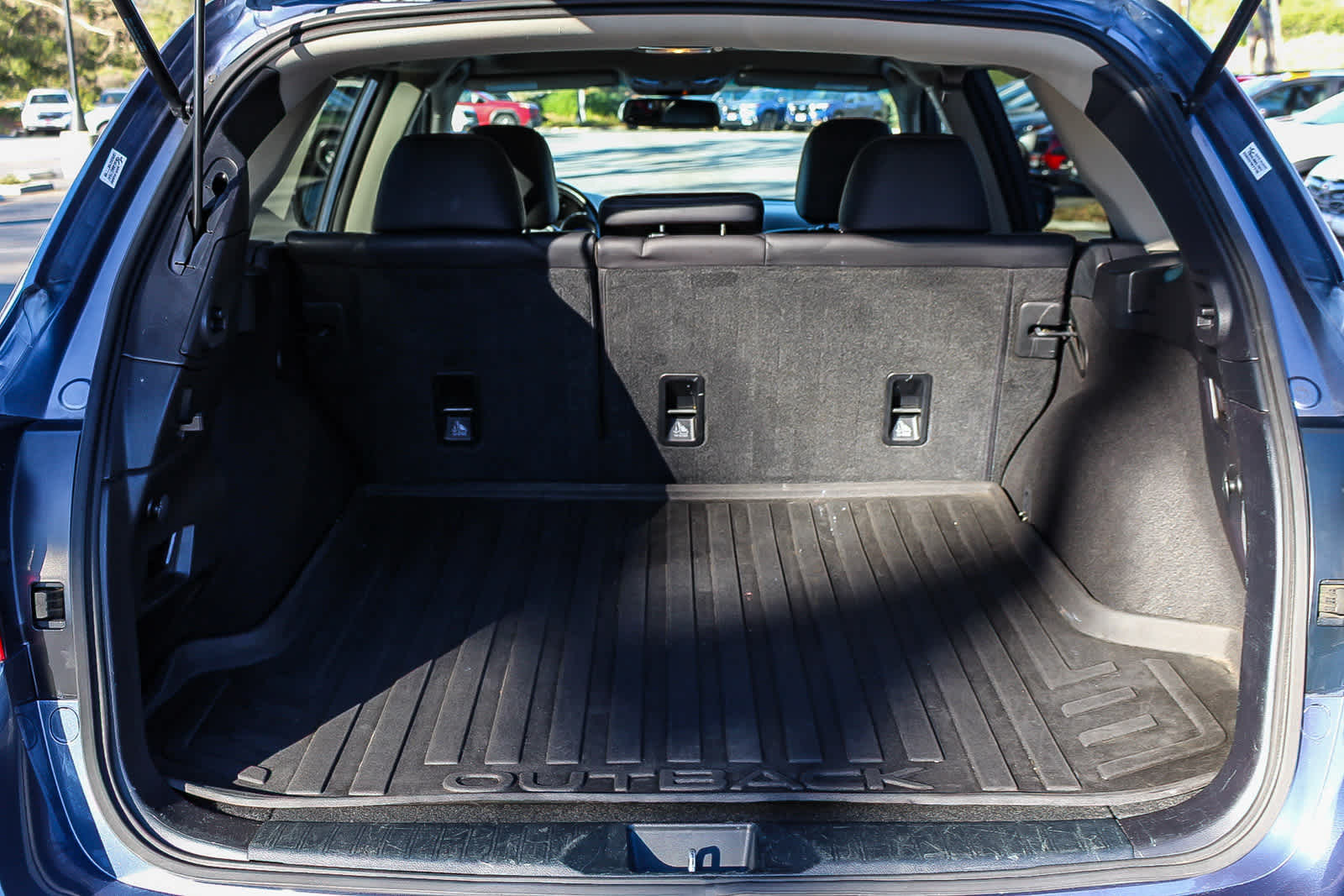 Thumbnail: 2018 Subaru Outback - 26