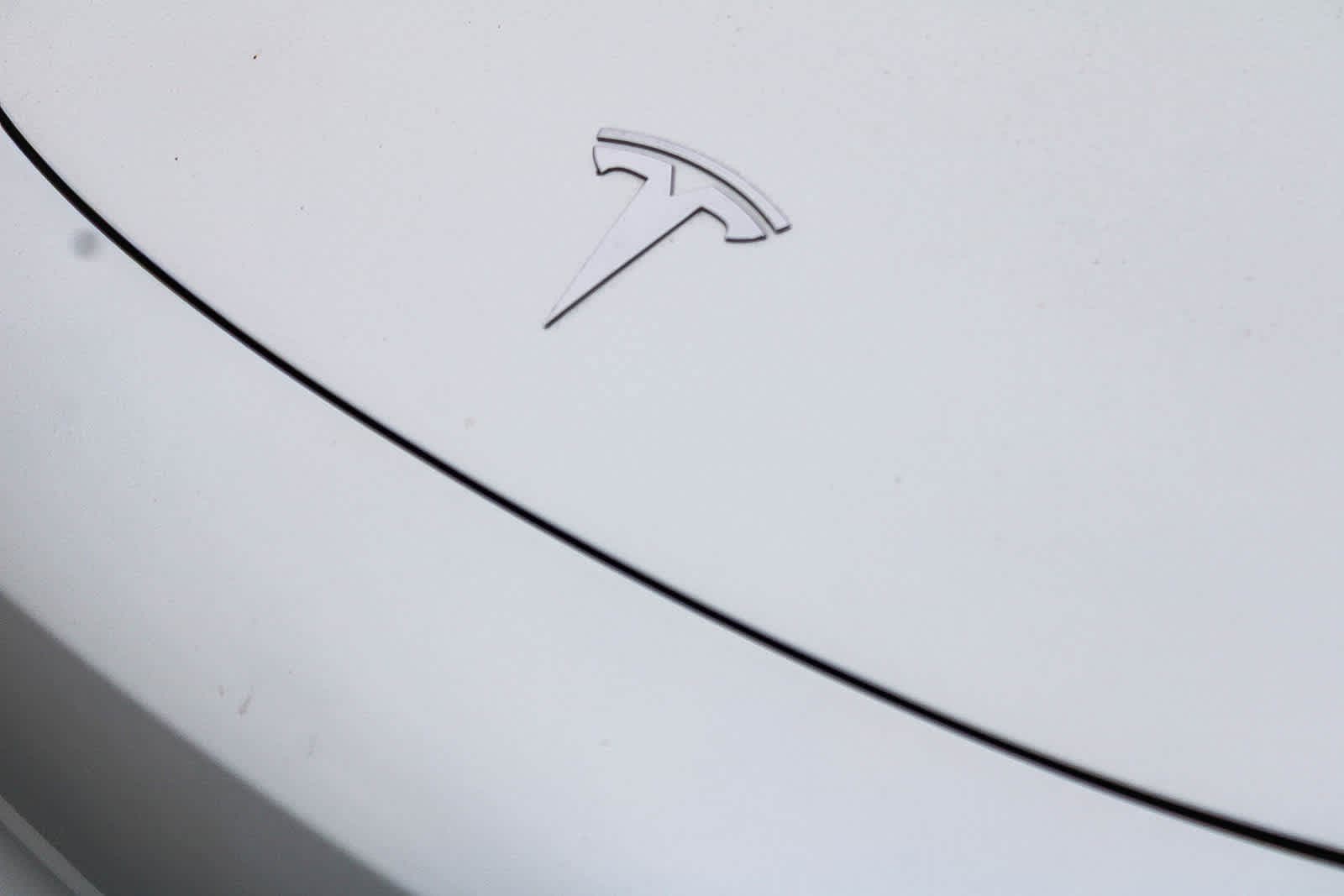 Thumbnail: 2018 Tesla Model 3 - 9