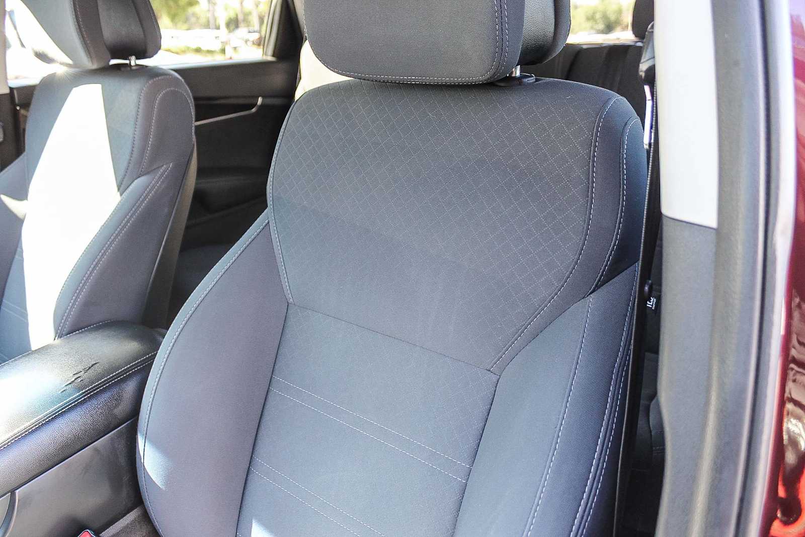 Thumbnail: 2016 Kia Sorento - 25