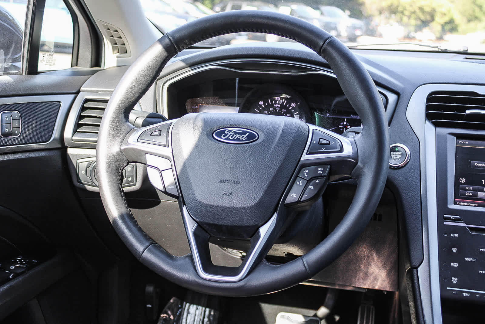 Thumbnail: 2015 Ford Fusion - 14