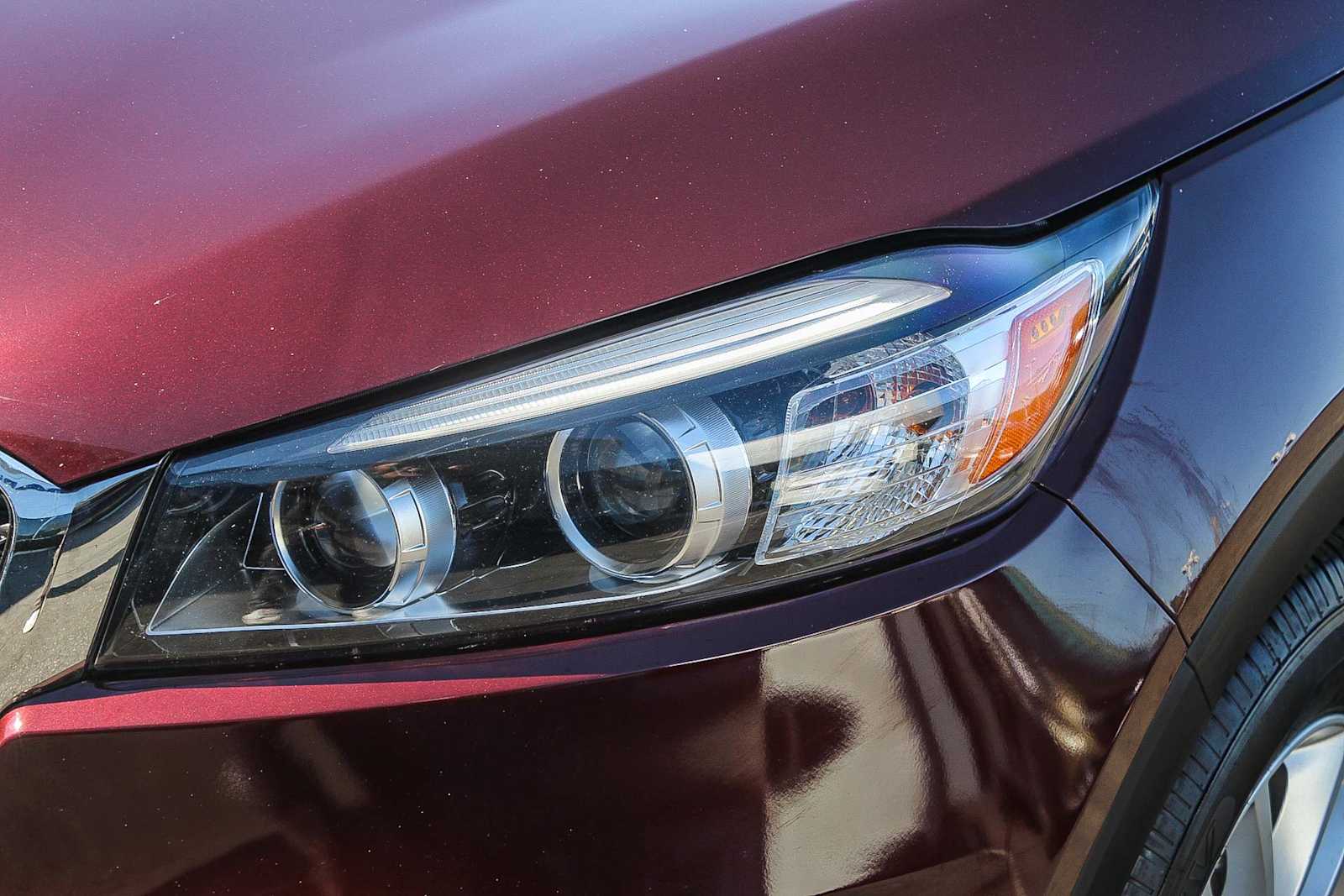 Thumbnail: 2016 Kia Sorento - 8