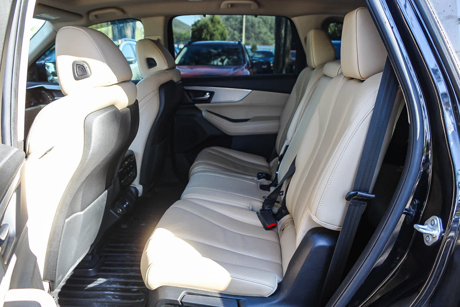 Thumbnail: 2022 Acura MDX - 18