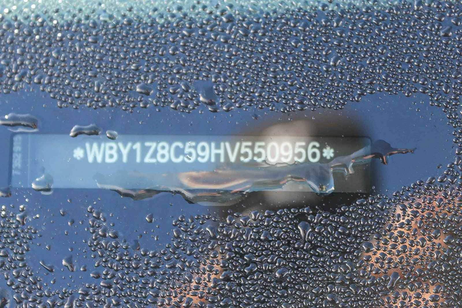 Thumbnail: 2017 BMW i3 - 28