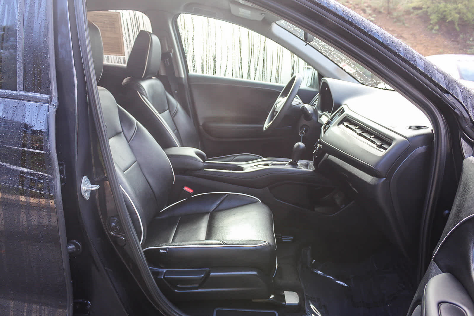 Thumbnail: 2019 Honda HR-V - 16