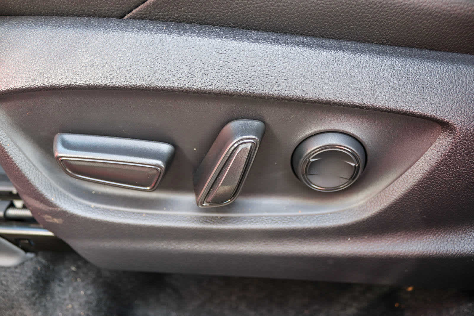 Thumbnail: 2024 Subaru Solterra - 20