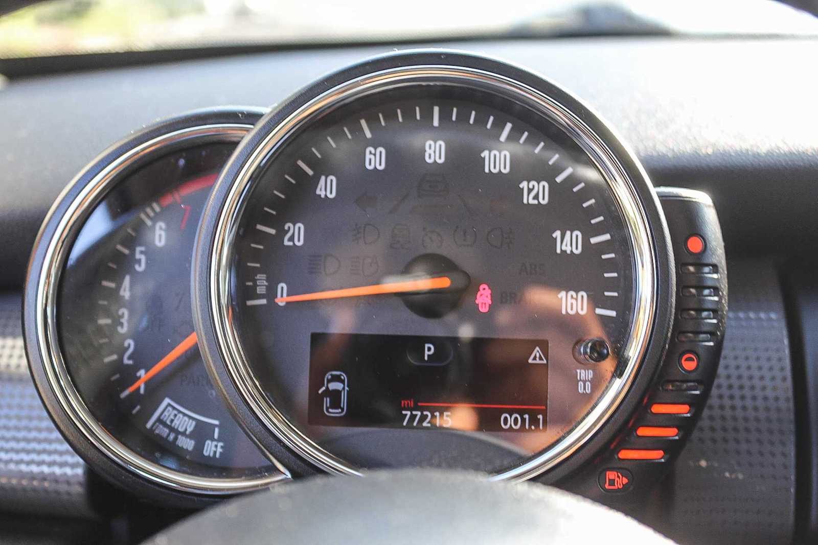 Thumbnail: 2016 MINI Cooper Hardtop - 19