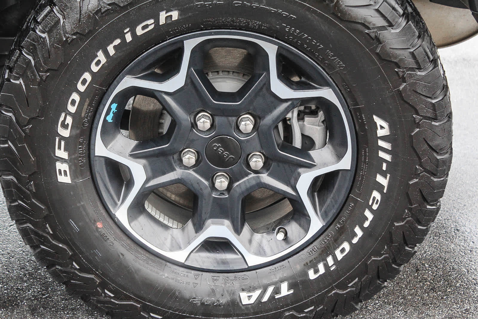 Thumbnail: 2022 Jeep Wrangler - 8