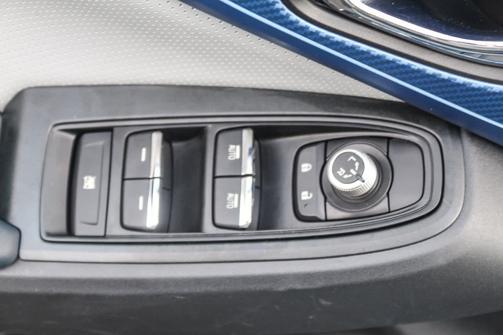 Thumbnail: 2022 Subaru Crosstrek - 20