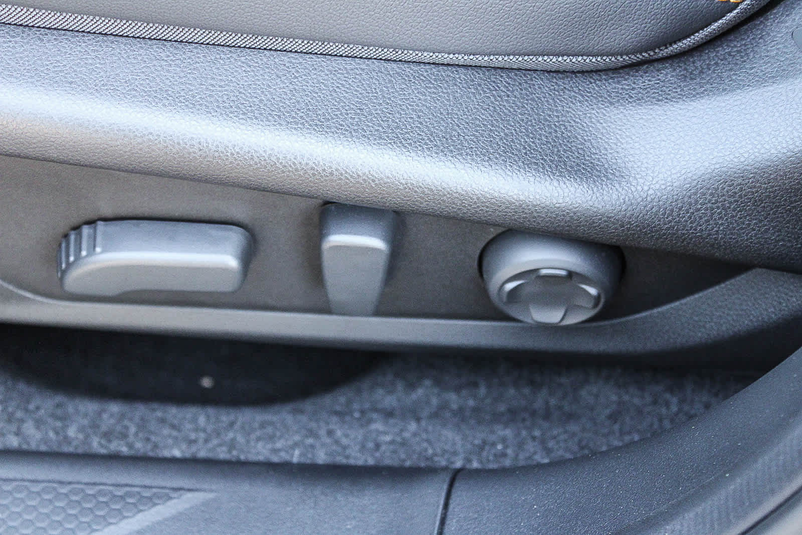 Thumbnail: 2026 Subaru Outback - 21
