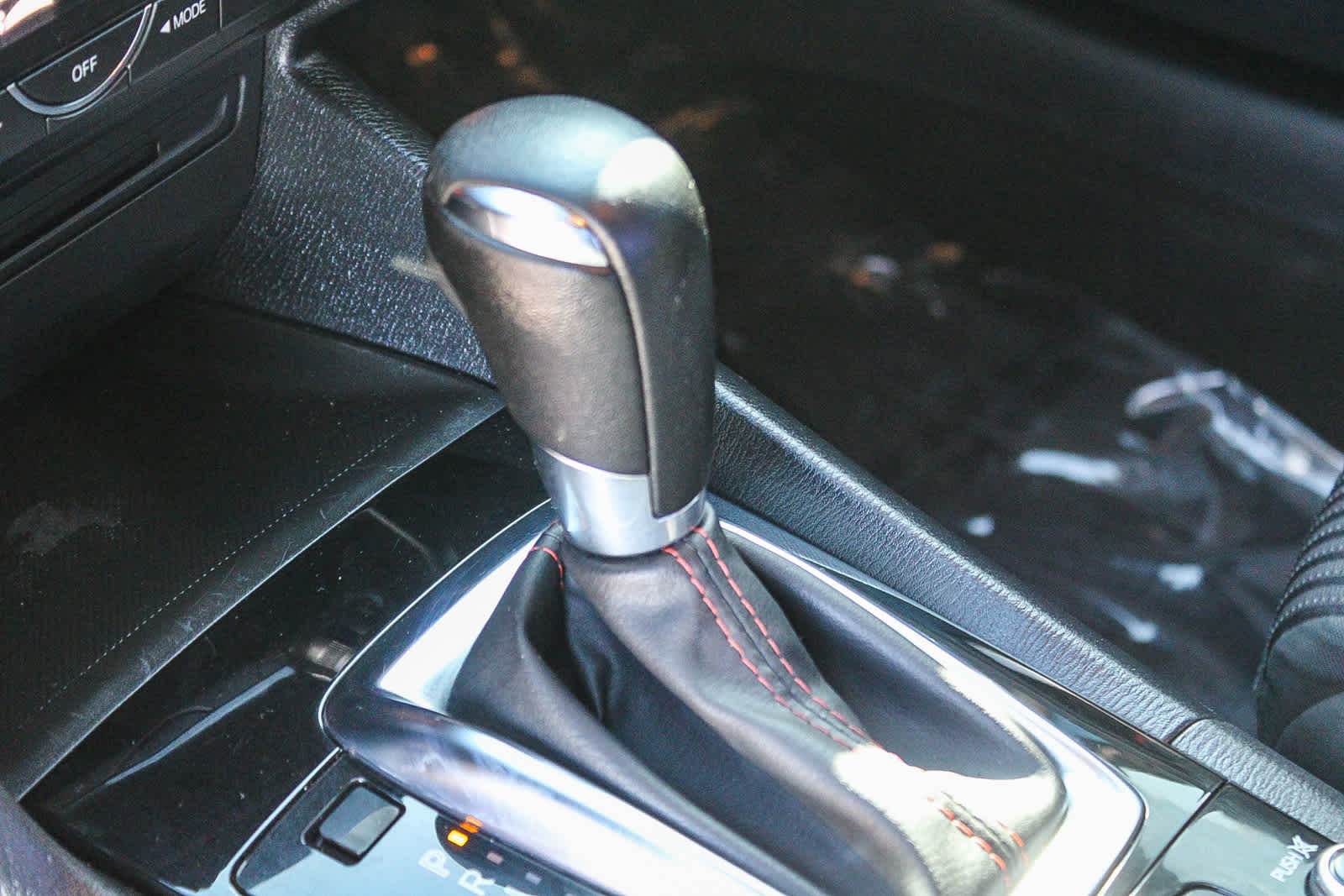 Thumbnail: 2015 Mazda Mazda3 - 15