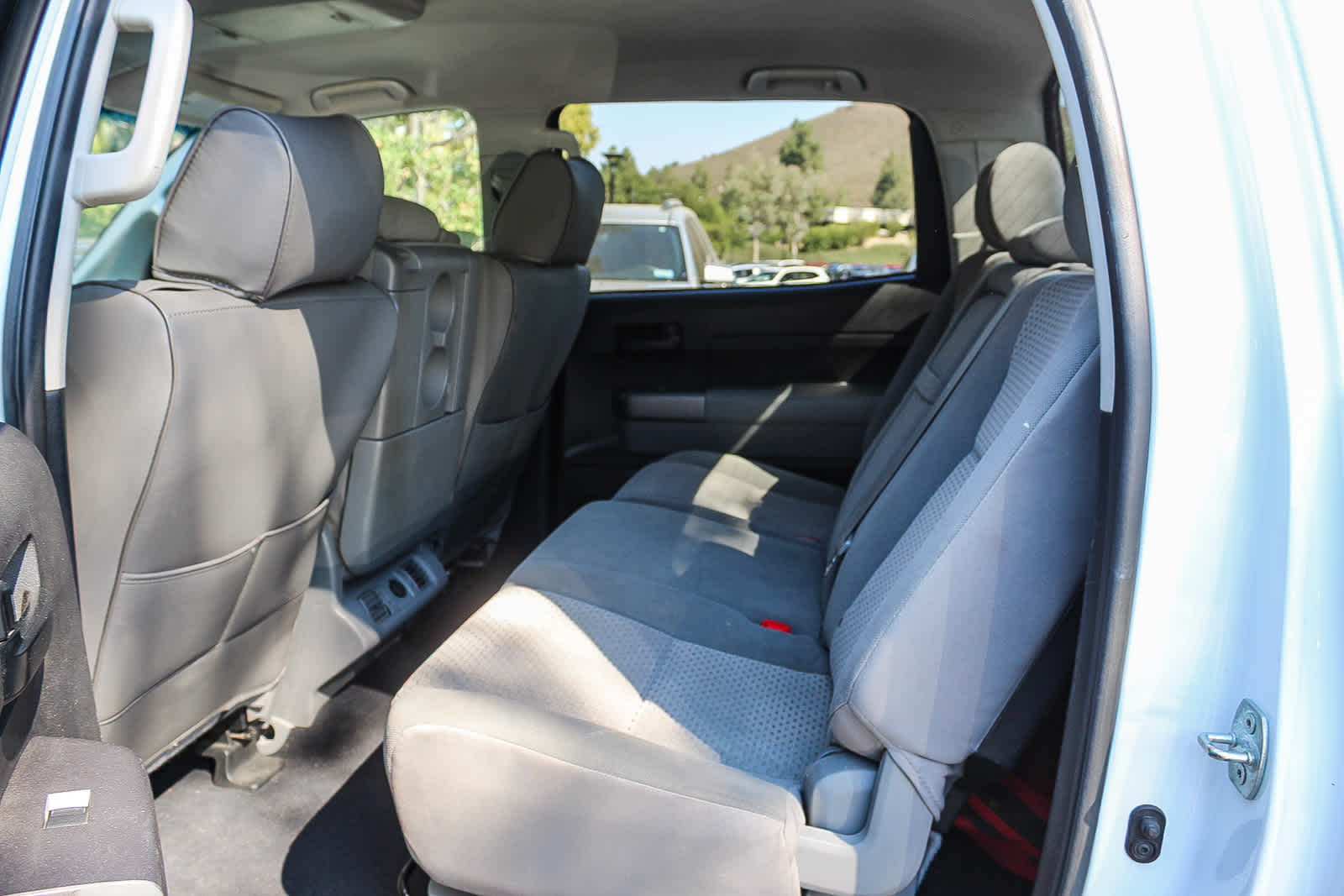 Thumbnail: 2013 Toyota Tundra - 17