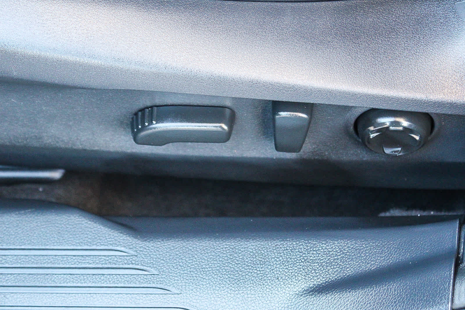 Thumbnail: 2023 Subaru Outback - 19