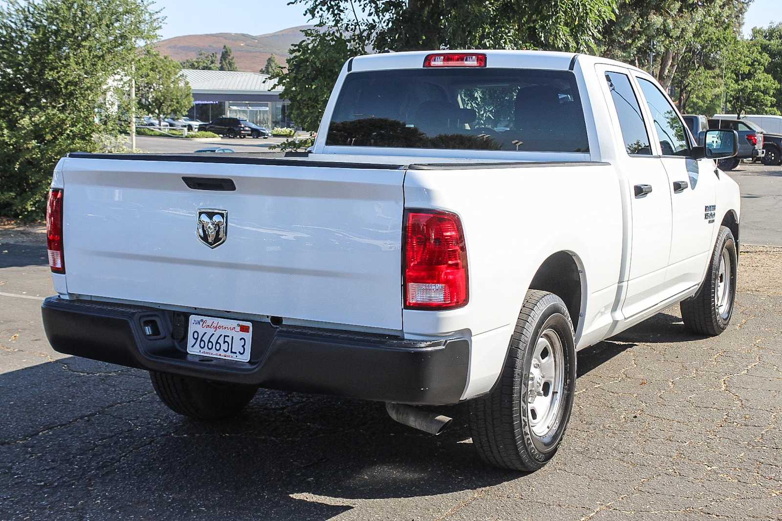 Thumbnail: 2022 RAM 1500 Classic - 4
