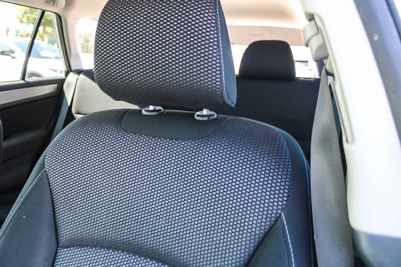 Thumbnail: 2016 Subaru Outback - 25