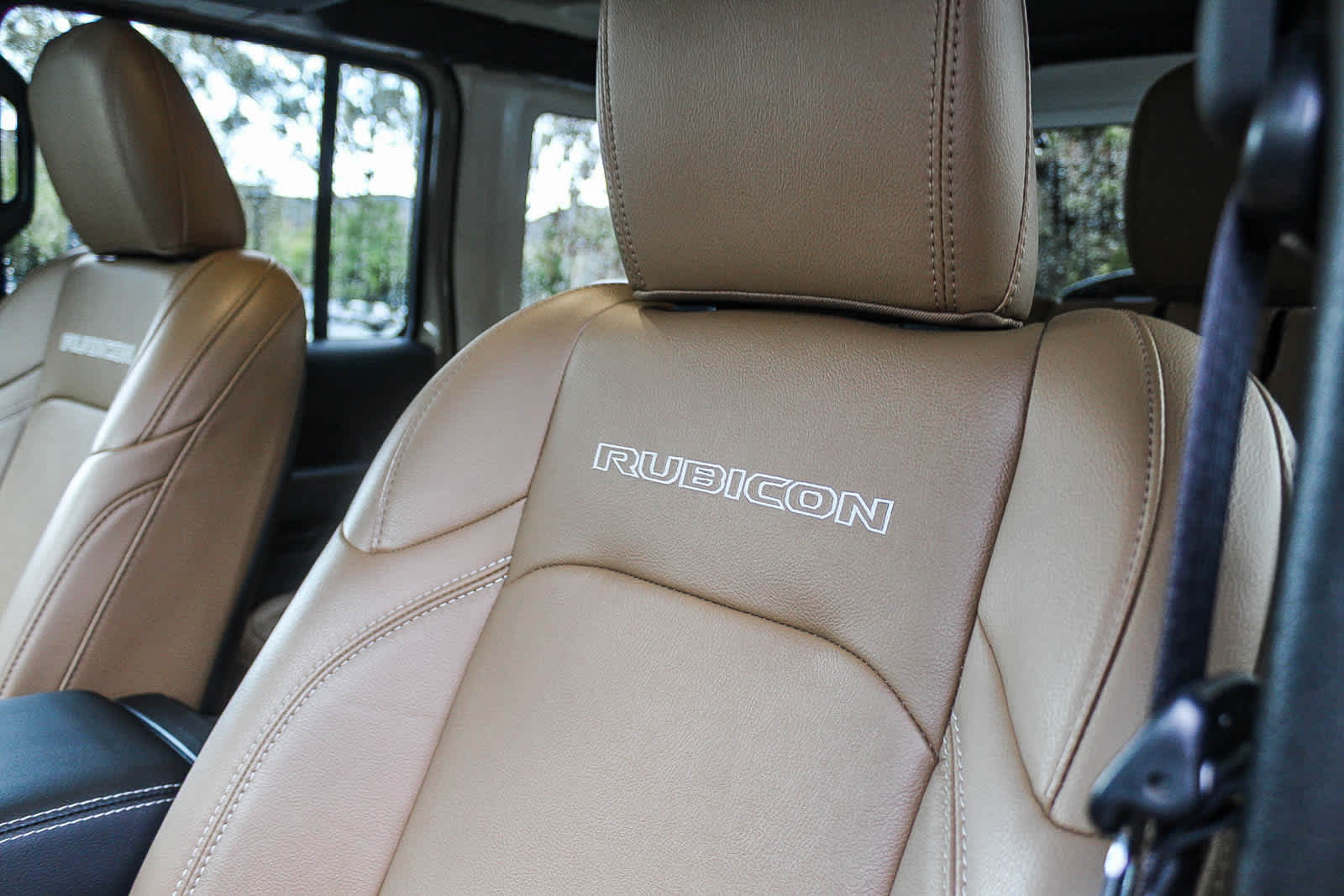 Thumbnail: 2022 Jeep Wrangler - 21