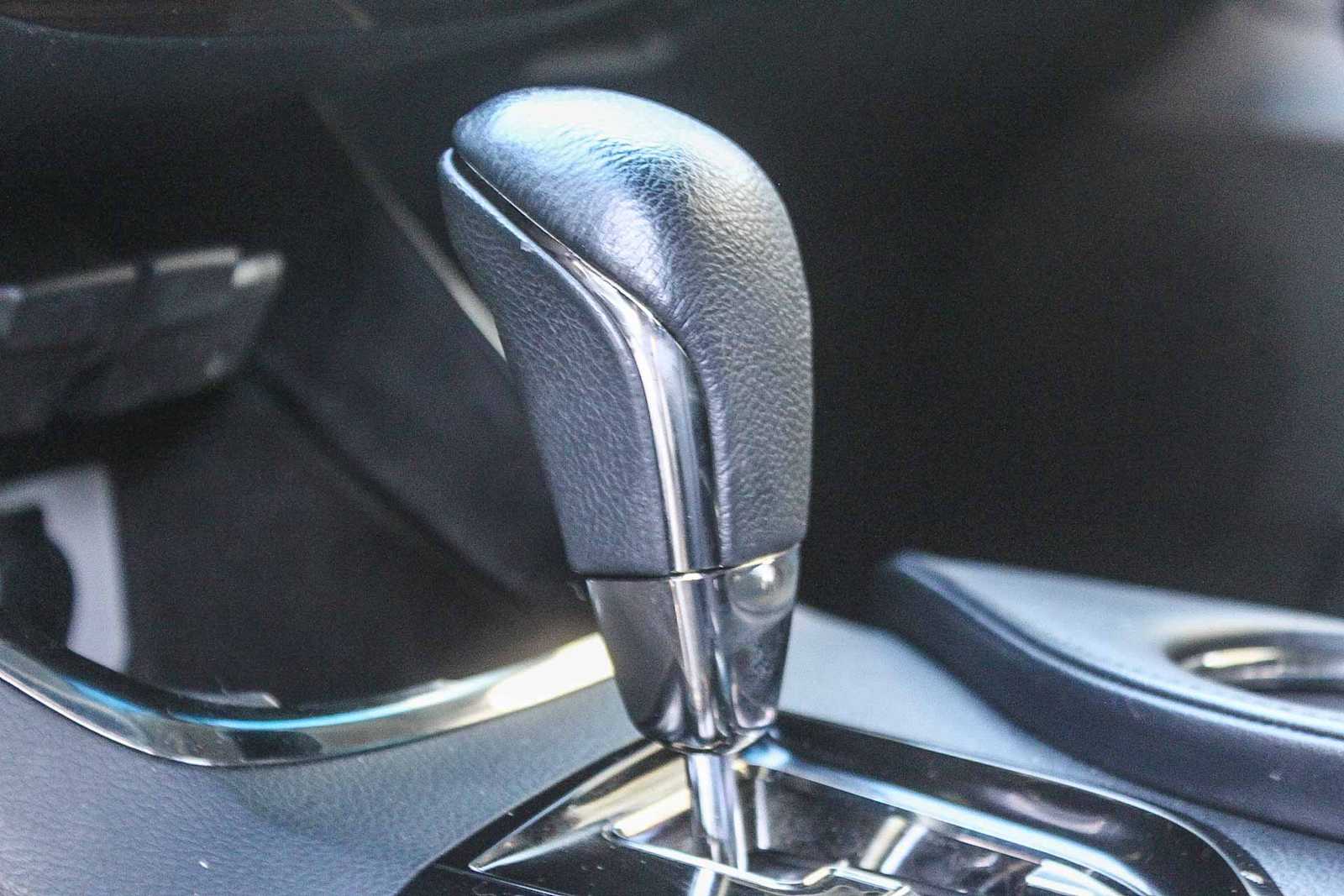 Thumbnail: 2015 Toyota Avalon - 22