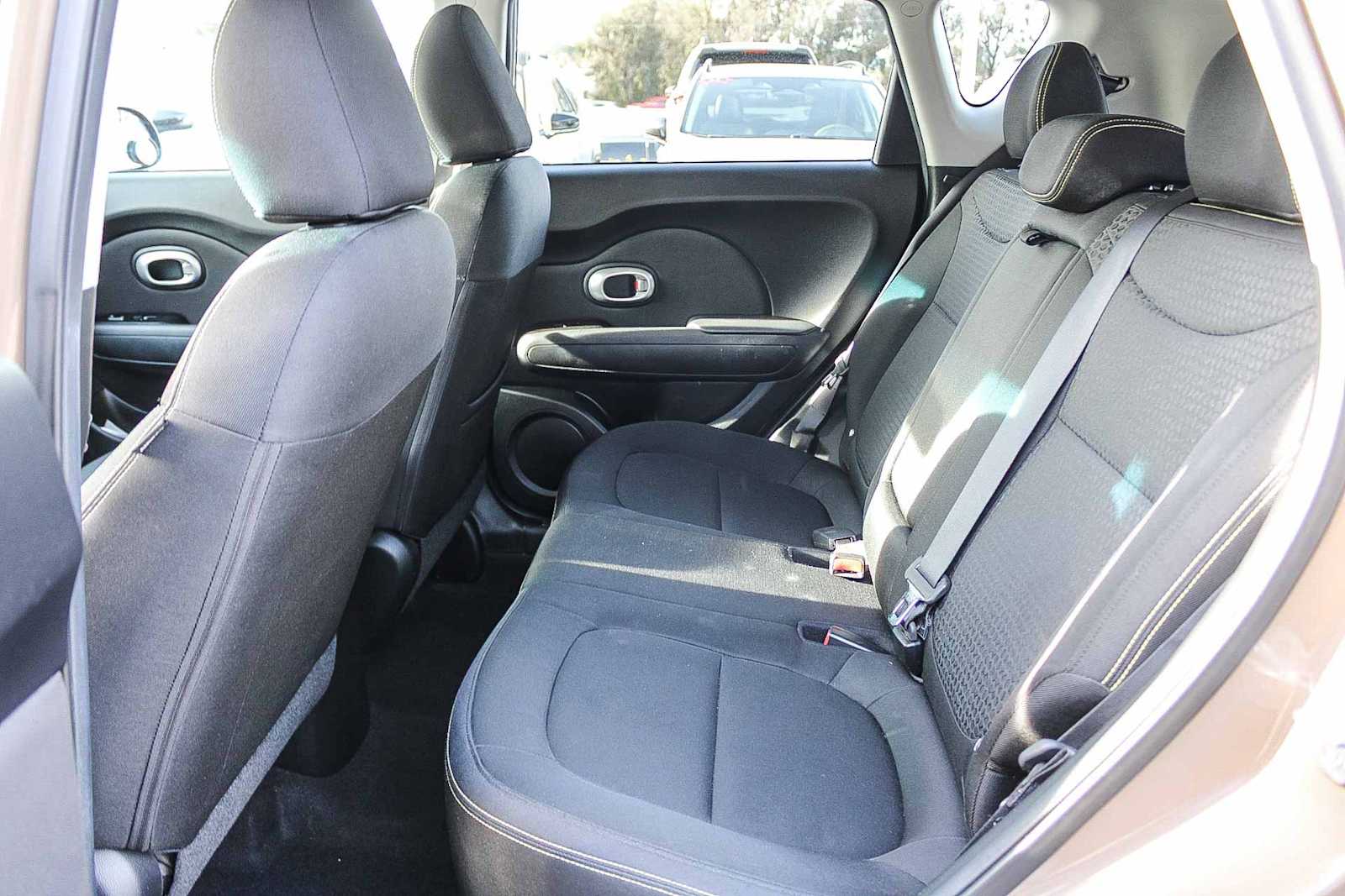 Thumbnail: 2014 Kia Soul - 16