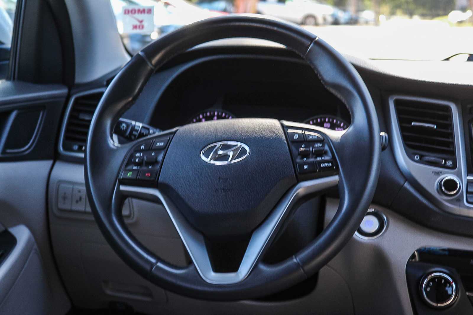 Thumbnail: 2017 Hyundai Tucson - 15