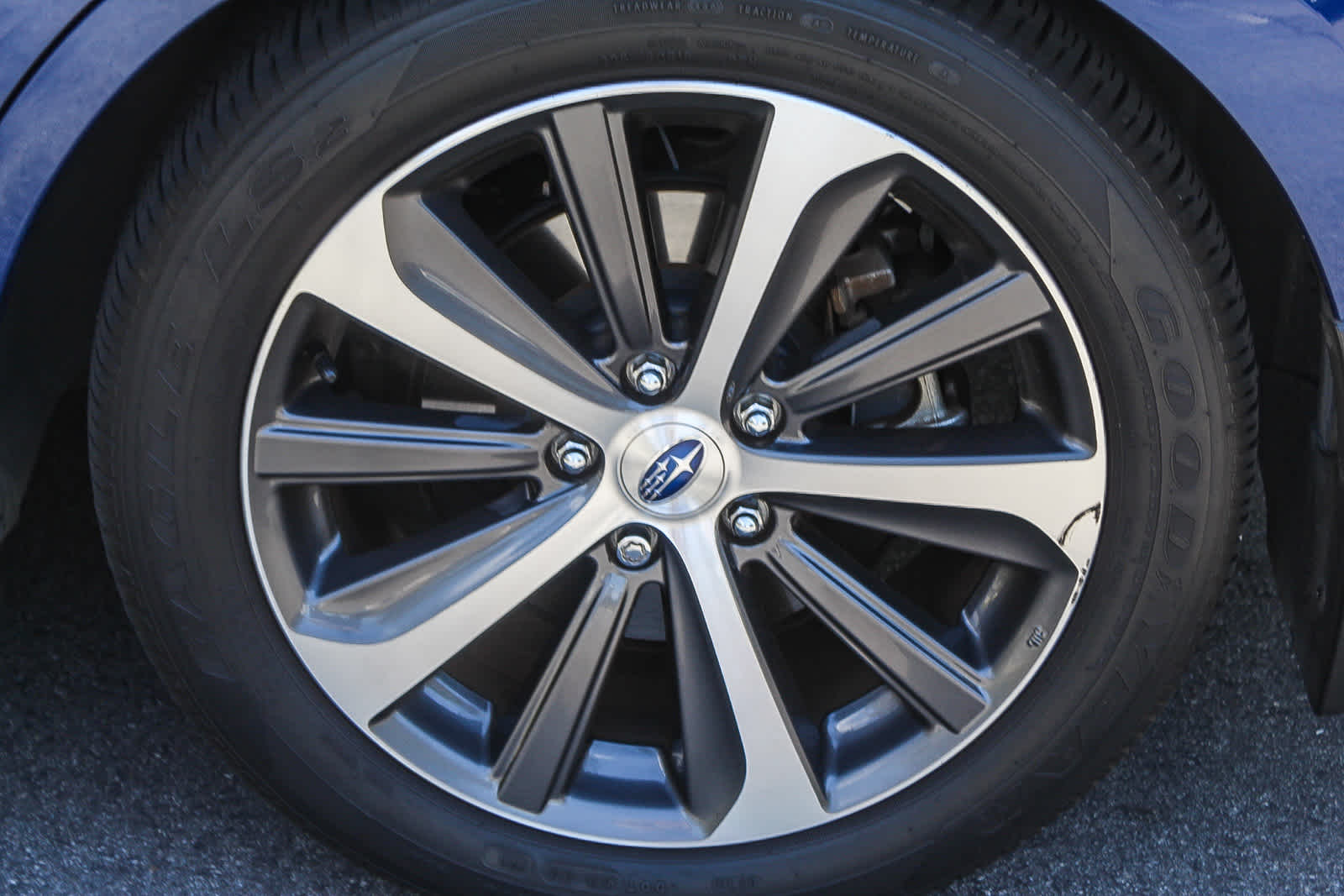 Thumbnail: 2015 Subaru Legacy - 11