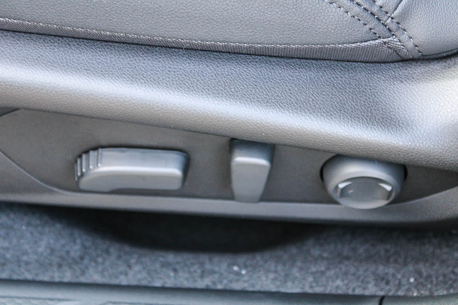 Thumbnail: 2026 Subaru Outback - 21
