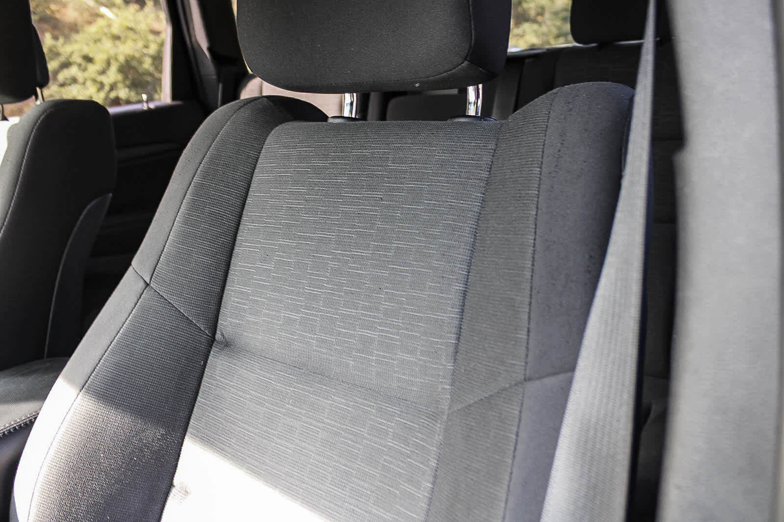 Thumbnail: 2017 Jeep Grand Cherokee - 25