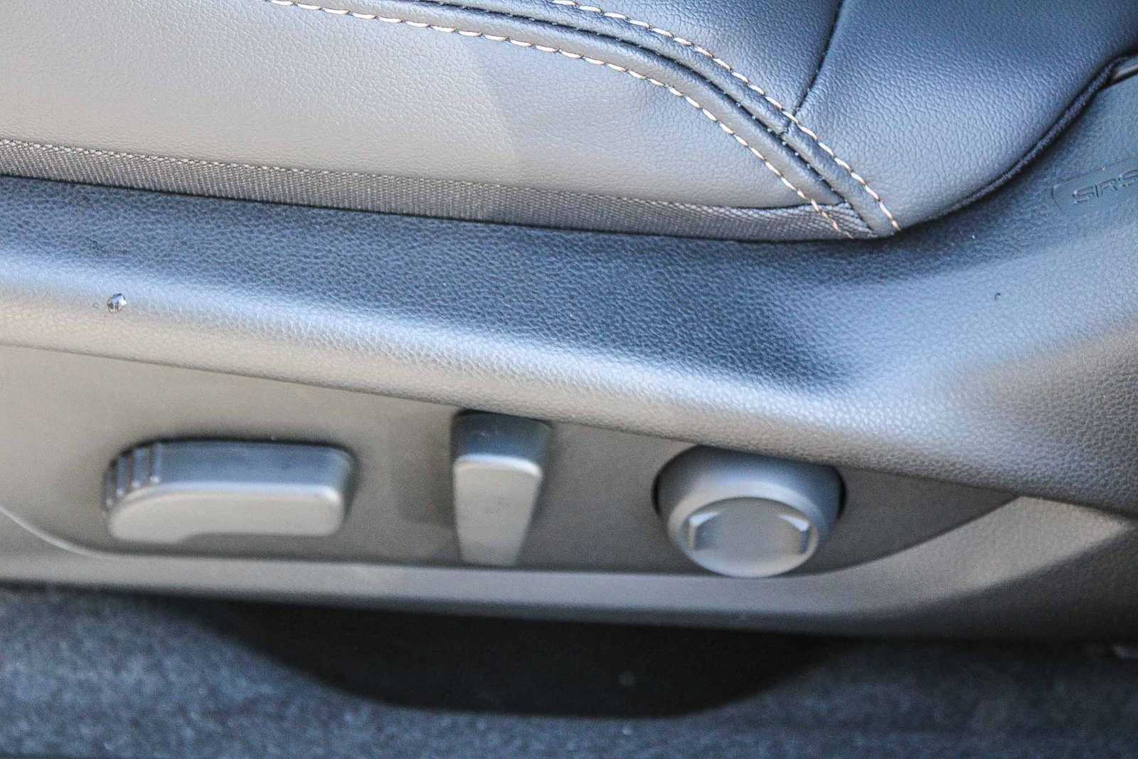 Thumbnail: 2026 Subaru Outback - 21