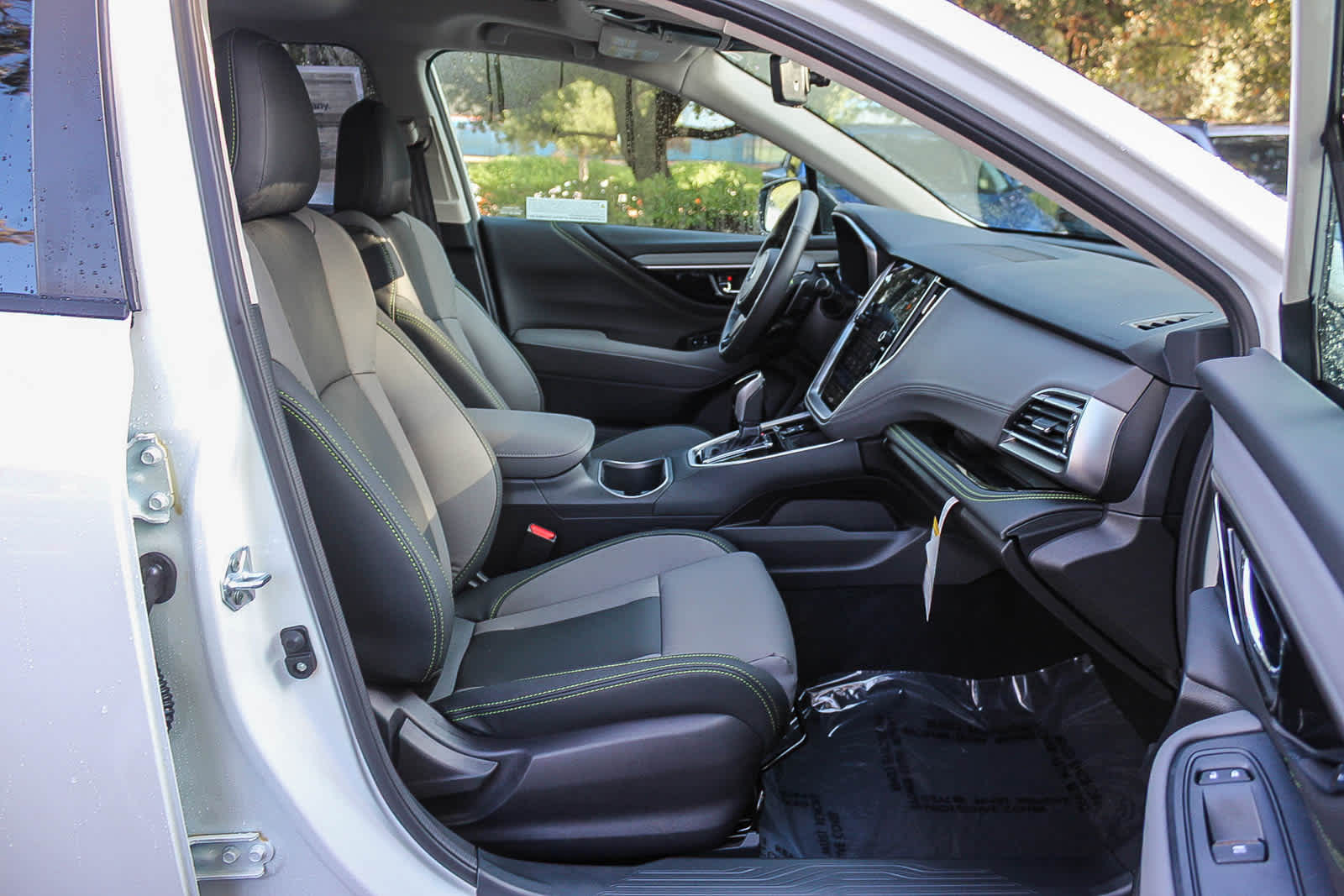 Thumbnail: 2025 Subaru Outback - 16