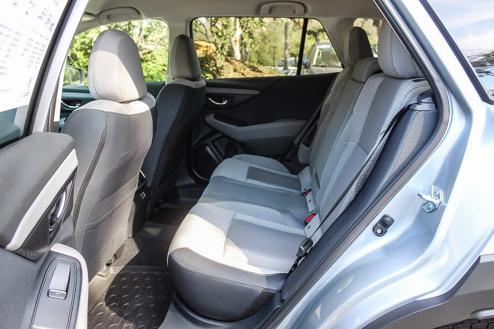 Thumbnail: 2025 Subaru Outback - 18