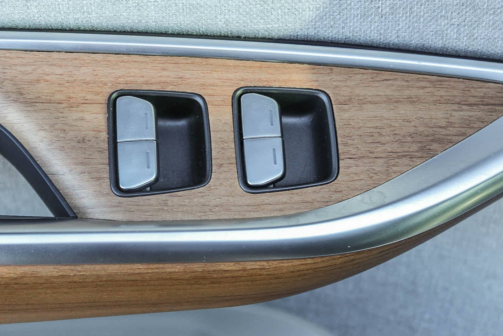 Thumbnail: 2023 Lucid Air - 20