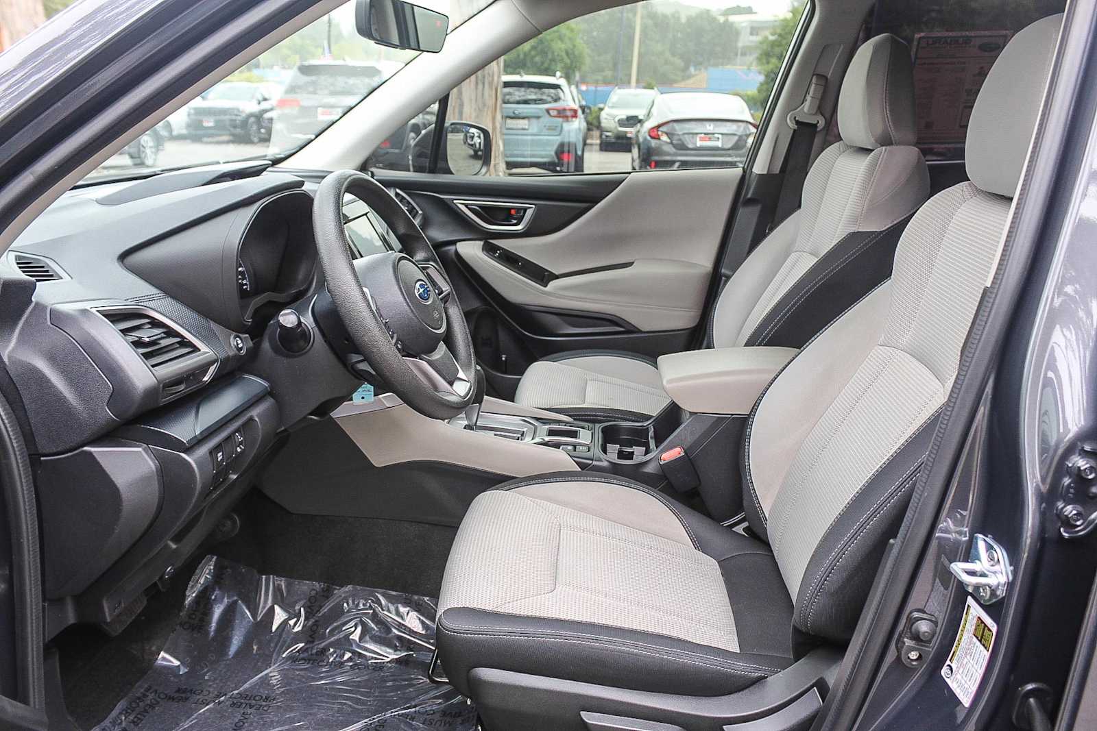 2023 Subaru Forester  17